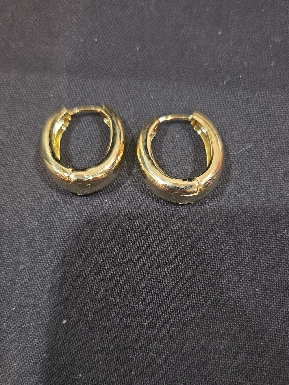 Pavoi Gold Chunky Hoop Earrings